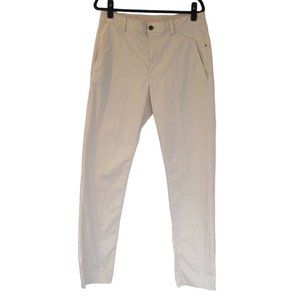 L.L.Bean Performance Chinos Men's size 33x34, Classic Fit